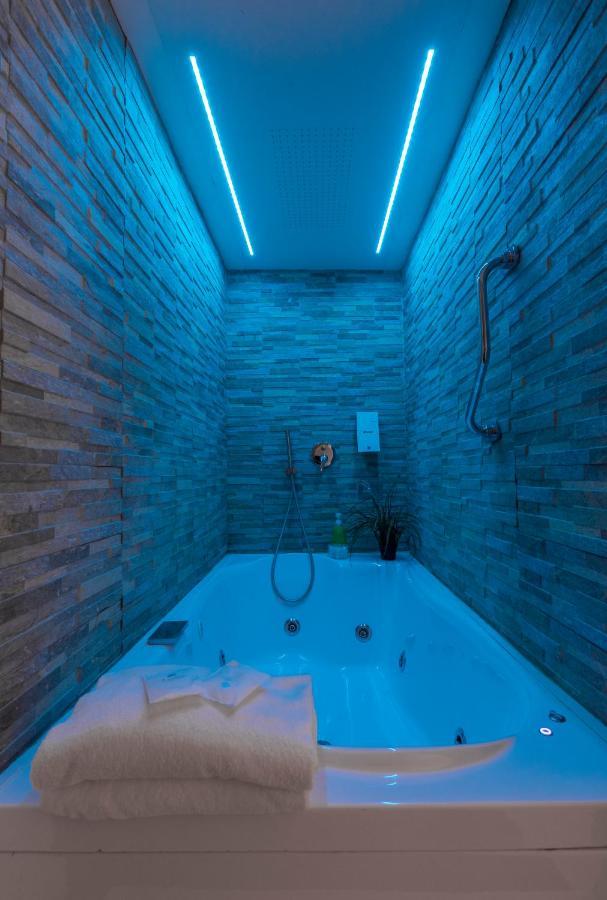 Irooms Jacuzzi Suites Roma Esterno foto