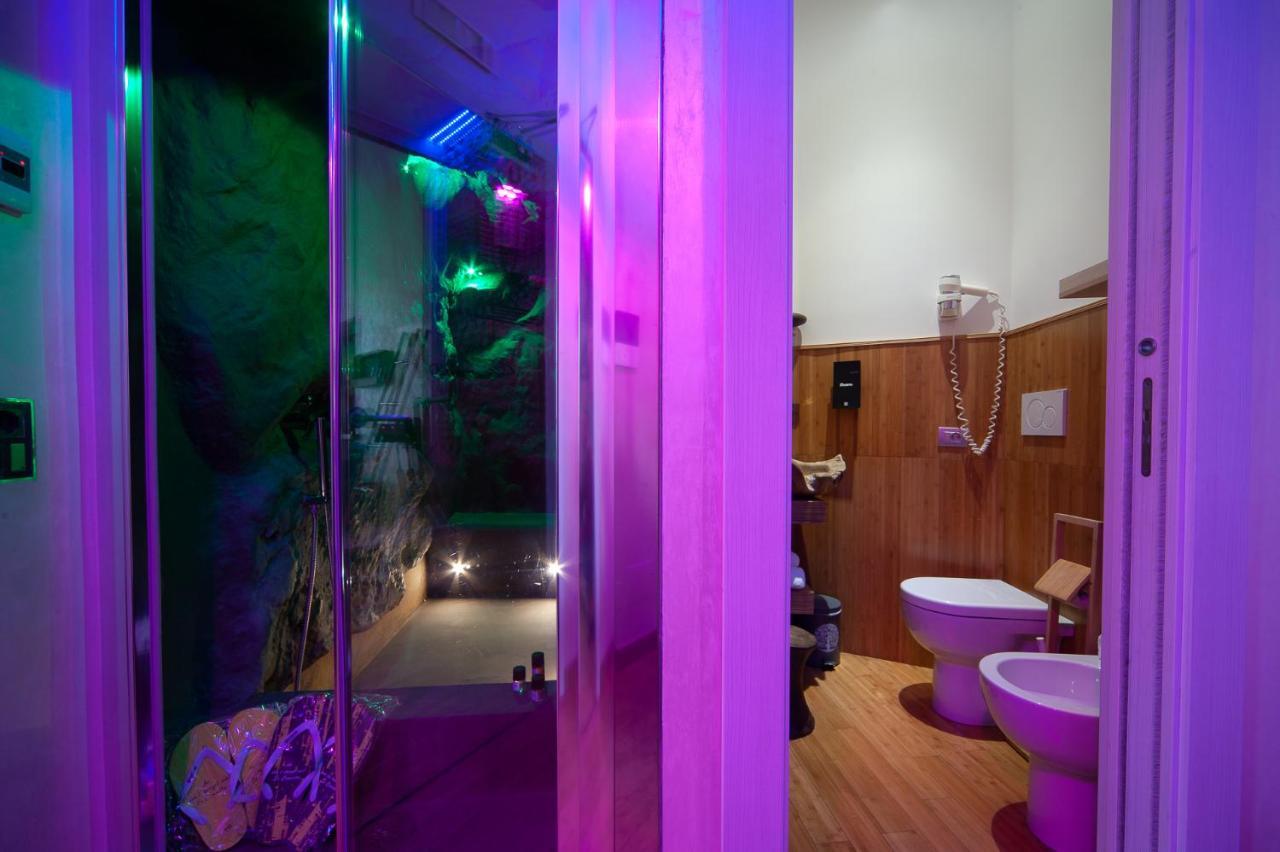 Irooms Jacuzzi Suites Roma Esterno foto
